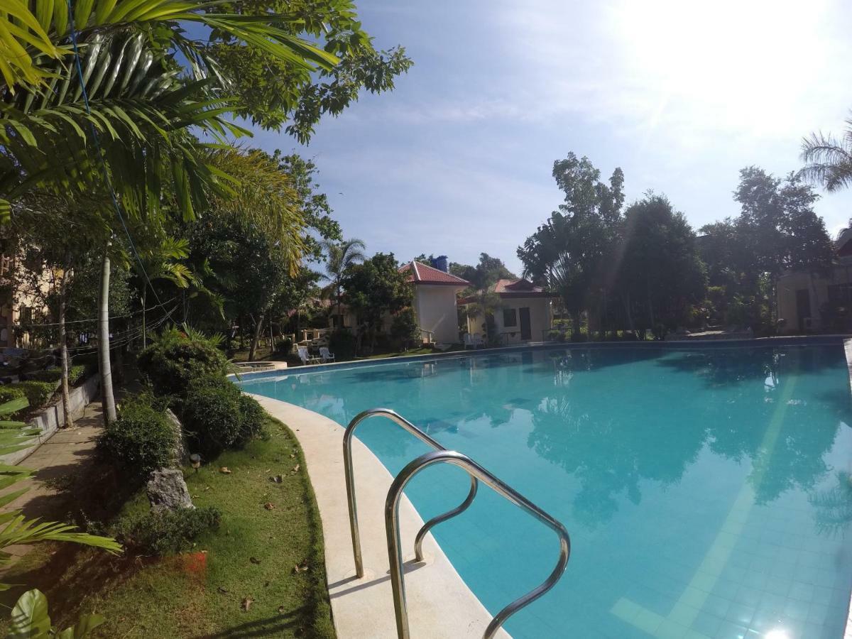 Hotel Reddoorz Premium @ Napaling Point Tangnan Zewnętrze zdjęcie