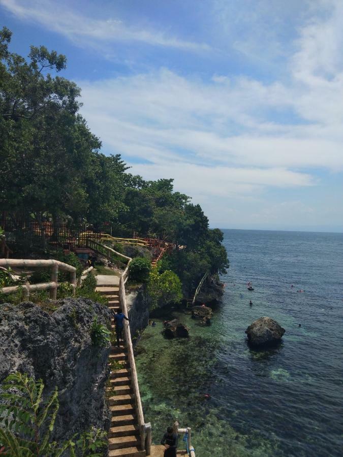 Hotel Reddoorz Premium @ Napaling Point Tangnan Zewnętrze zdjęcie